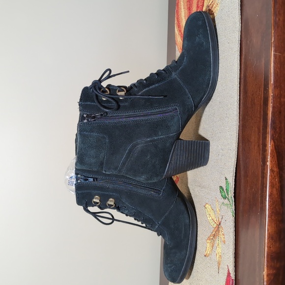 Sz 9 Clarks Bendables Black Leather Heeled Lace-up Booties - Picture 4 of 9